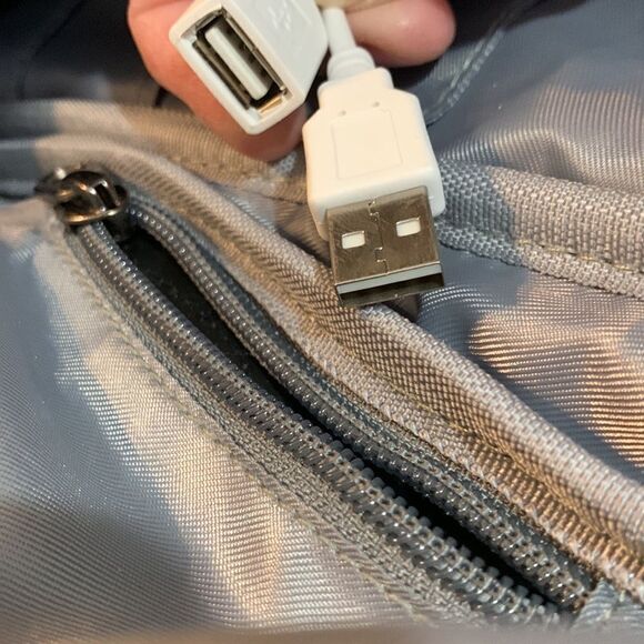 SLOTRA NWT gray laptop backpack unisex - Picture 6 of 16